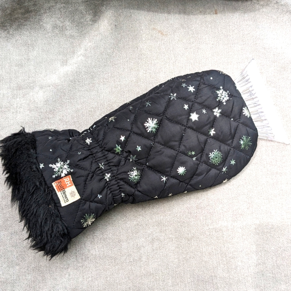 Ruff Hewn Ice Snow Windshield Scraper Warm Black Shimmery Silver Snowflakes EUC